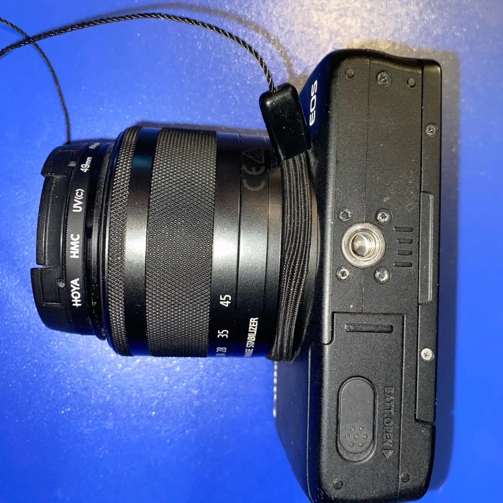 Canon EOS M10 Black Mirrorless Camera